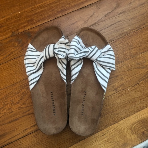NWOT Canvas Bow Slip-on Sandals - Picture 3 of 3